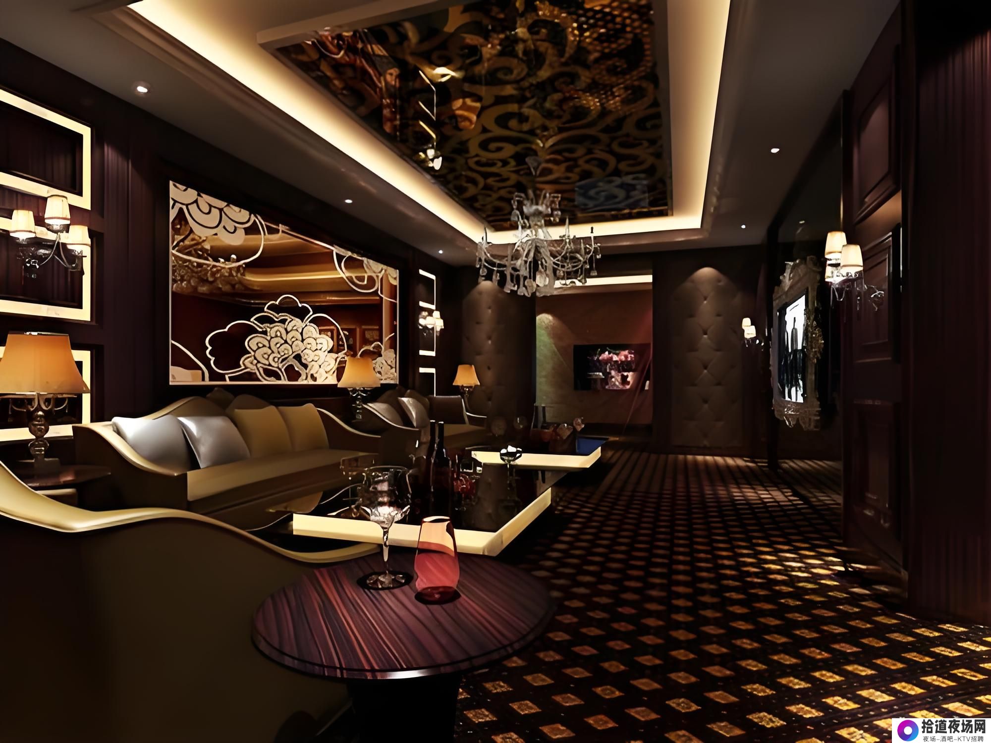 夜场里的三大宝：最累却也最舒服的岗位揭秘